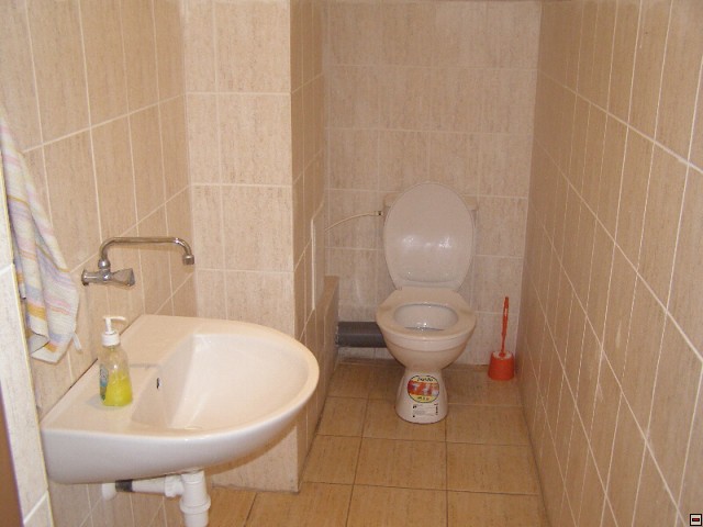 img00012.jpg
